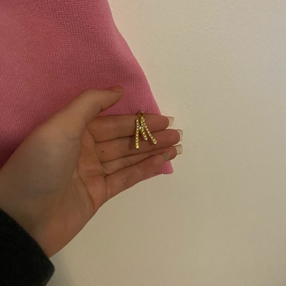 Beautiful pink top - Picture 2 of 3